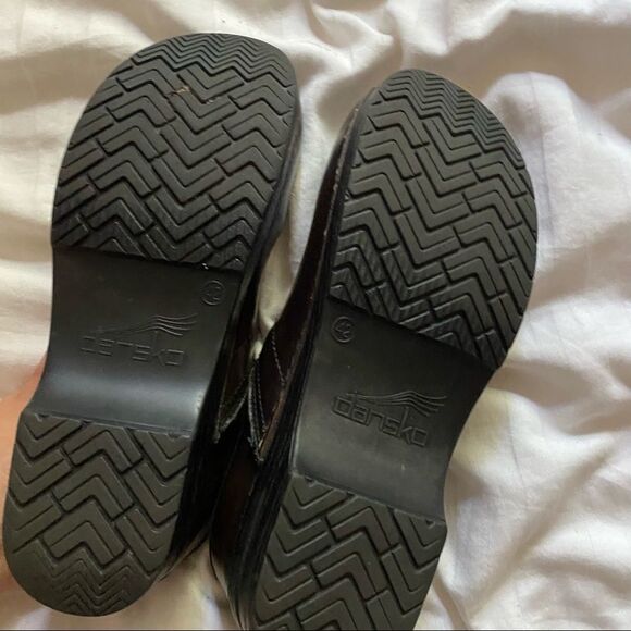 🍄 Dansko Brown Clogs - Picture 4 of 10